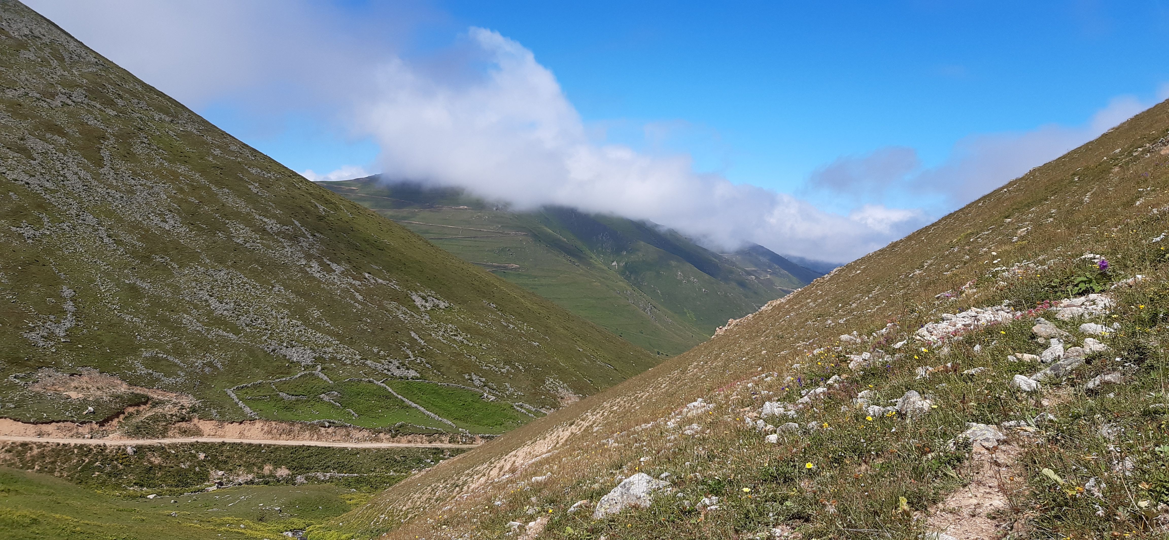 TRABZON/HANLUT/SANTA_HARABELERİ