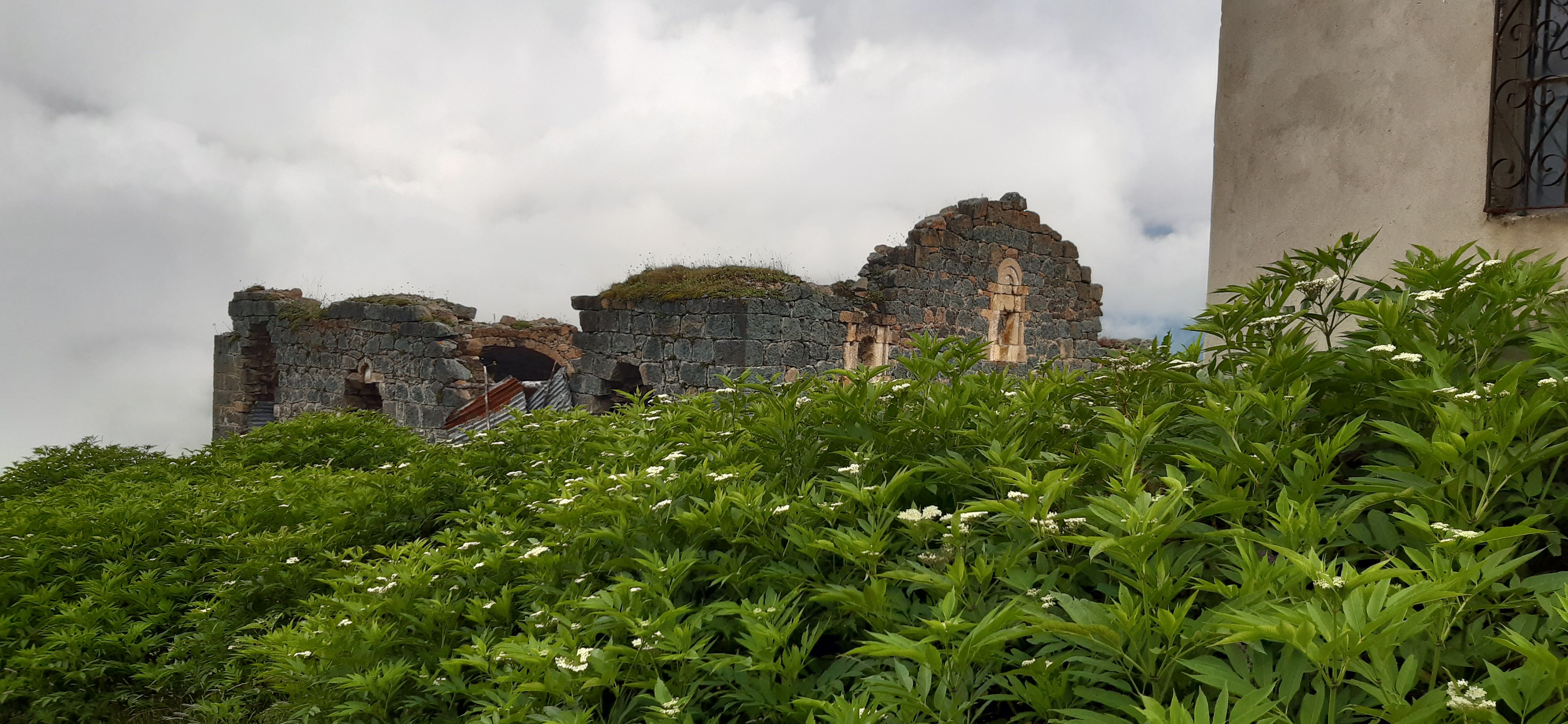 TRABZON/HANLUT/SANTA_HARABELERİ